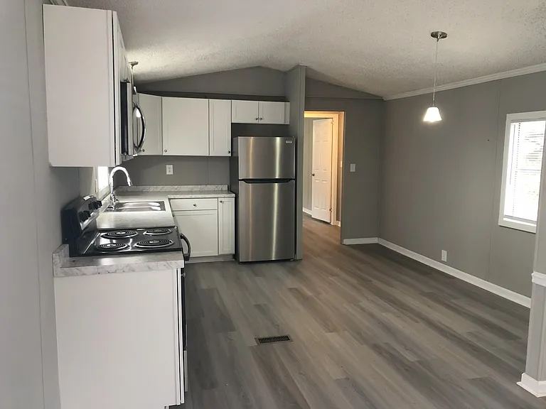 295 E Wright St #C7 — Photo 3