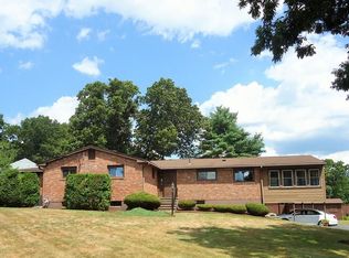 1 Dean St, Hudson, MA 01749