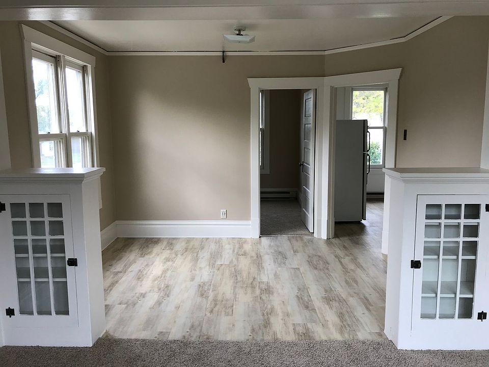 1st image of 324 6th Ave SW APT 4