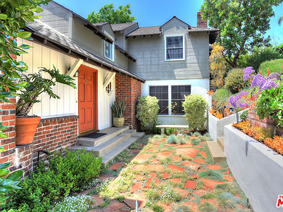1st image of 2415 Micheltorena St