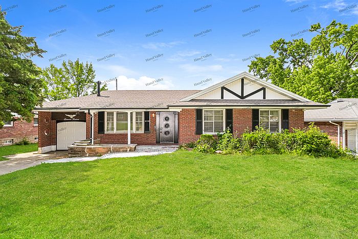 1st image of 1112 Bluegrass Dr