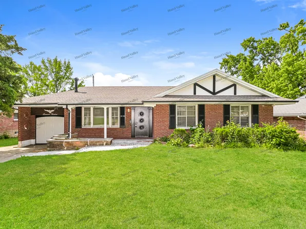 1112 Bluegrass Dr, Saint Louis, MO 63137