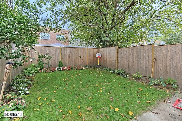 Sold by Bedford Brownstone Realty | media 18