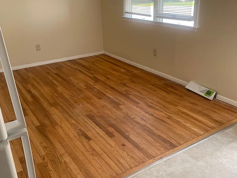 356 E Main St — Photo 15
