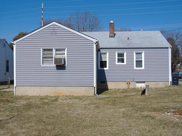 2nd image of 722 Hershberger Rd NW
