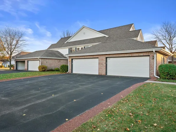 4779 South Forest Point BOULEVARD, New Berlin, WI 53151