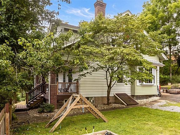 5th image of 327 Marzolf Rd