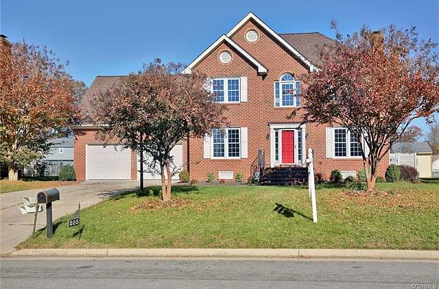 1st image of 205 Honeycreek Ct
