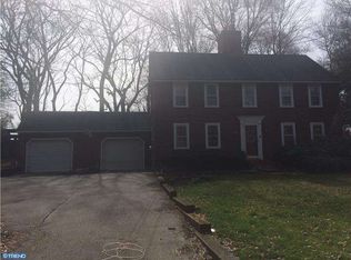 25 Grandview Dr, Sewell, NJ 08080
