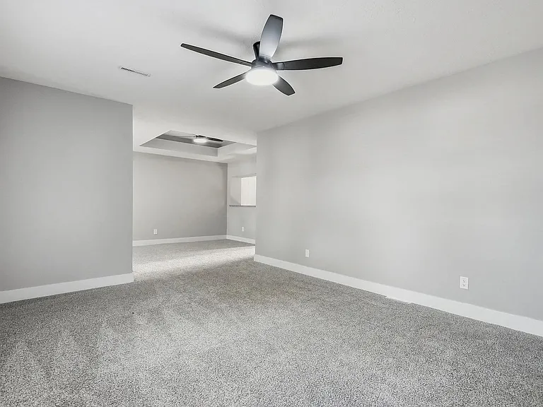 504 Harris St — Photo 15