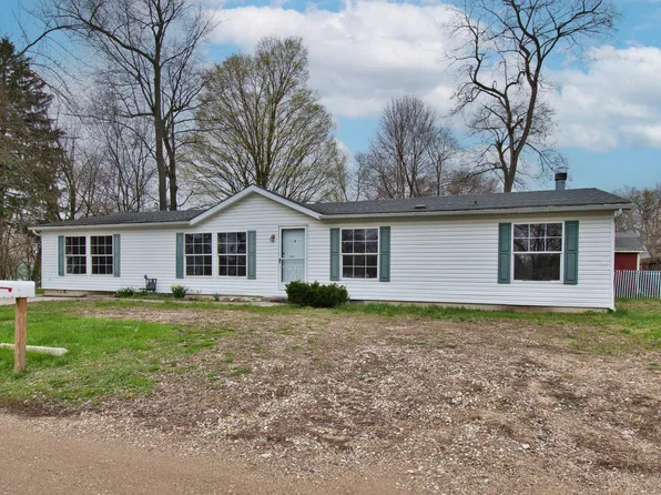 261 Marks St, Niles, MI 49120