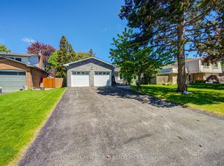 42 Hamilton Hall Dr, Markham, ON L3P 3L6