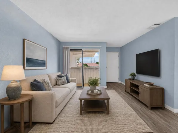 2812 N Auburn Ct #210, Palm Springs, CA 92262