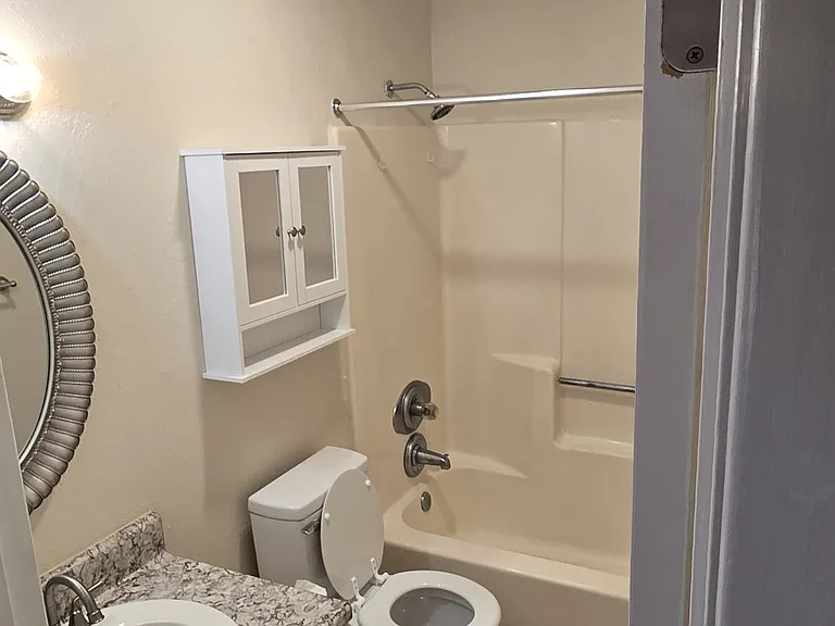 4225 Auckland Rd #3 — Photo 6