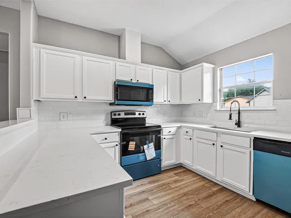 8347 Constellation Ln, Houston, TX 77075