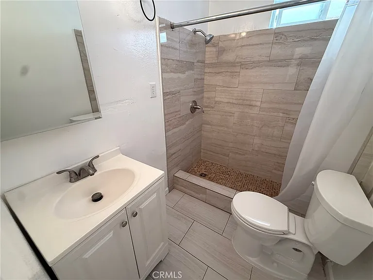 12924 Prairie Ave #A — Photo 10