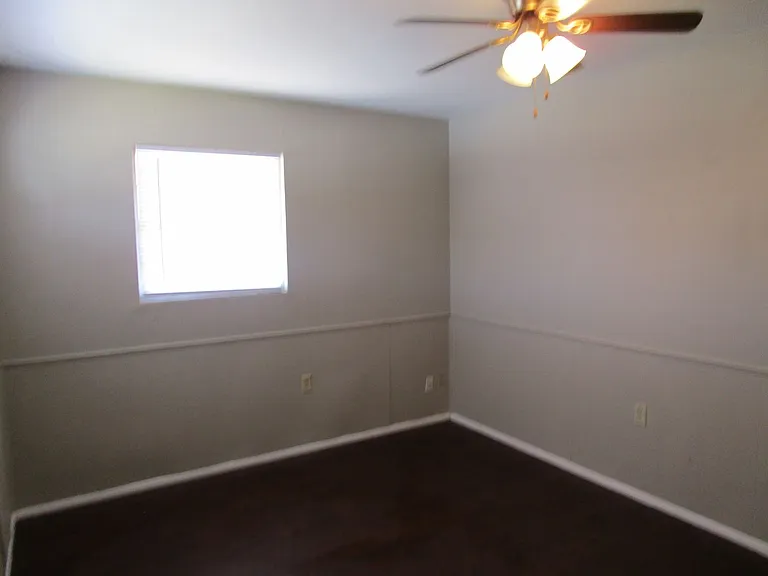 305 E Oklahoma Ave — Photo 14