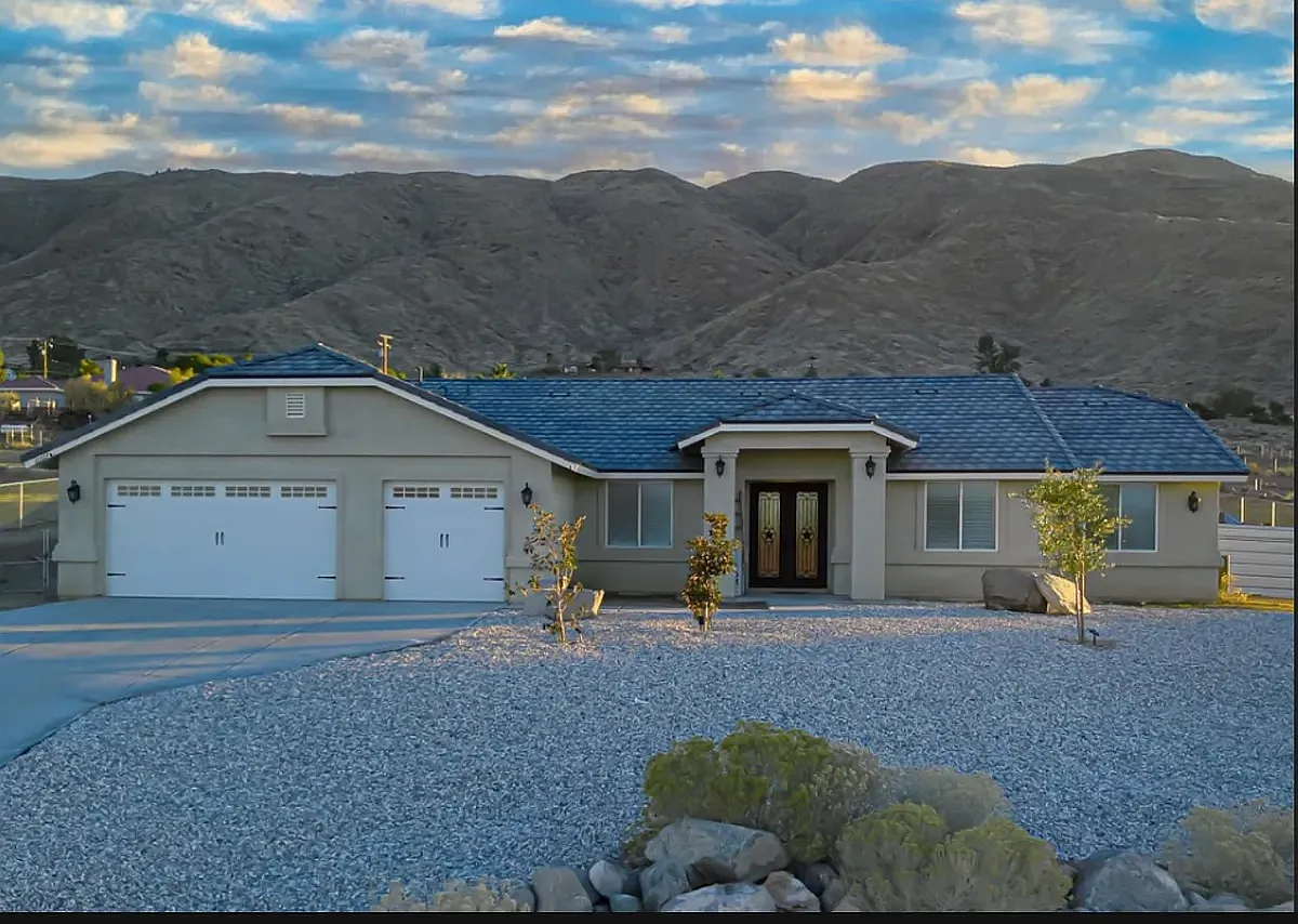 4 bed, 2089 sqft, $3,750 — Photo 1