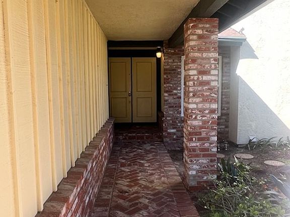 5th image of 15011 La Mesa St