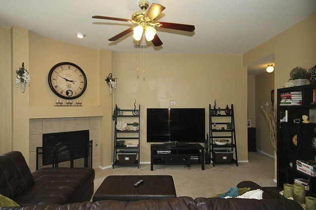 1st image of 1444 Sleepy Hollow Dr