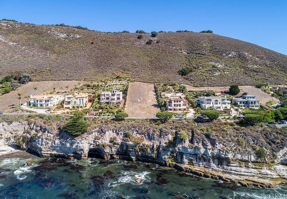 1st image of 50 Bluff Dr