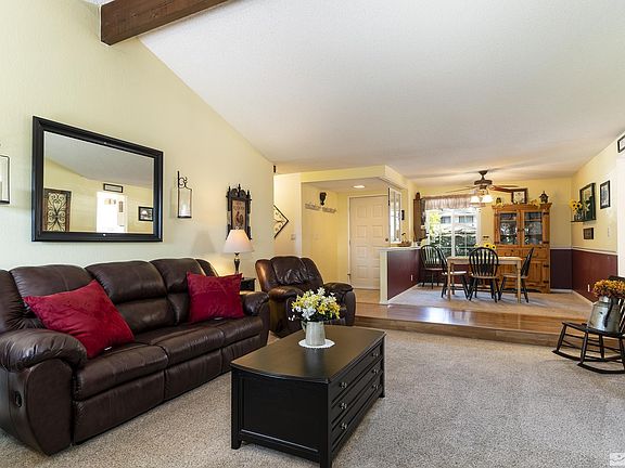 3rd image of 3317 Saratoga Ct