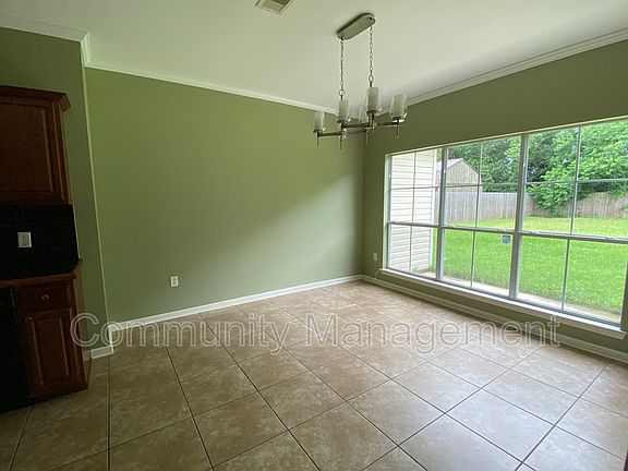 3rd image of 13514 Orleans Dr
