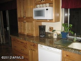 3rd image of 3825 W Sahuaro Dr