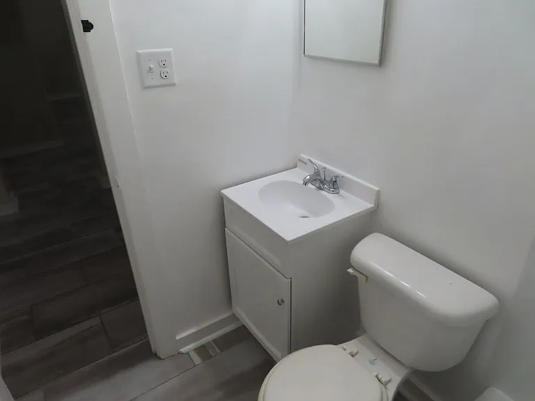922 Fulton St — Photo 29