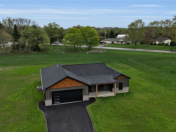 4th image of 5597 Stone Rd