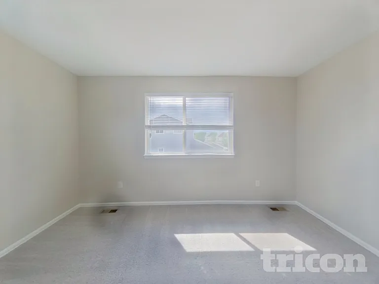 2113 74th Avenue Ct — Photo 7