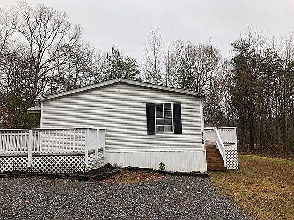 4th image of 1040 Penn Forest Ln