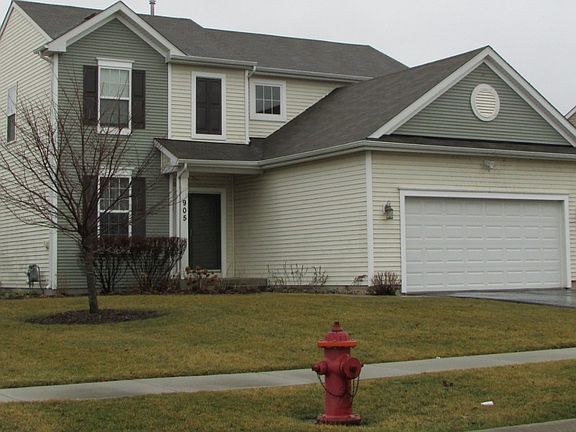 3rd image of 905 Phelps Ln