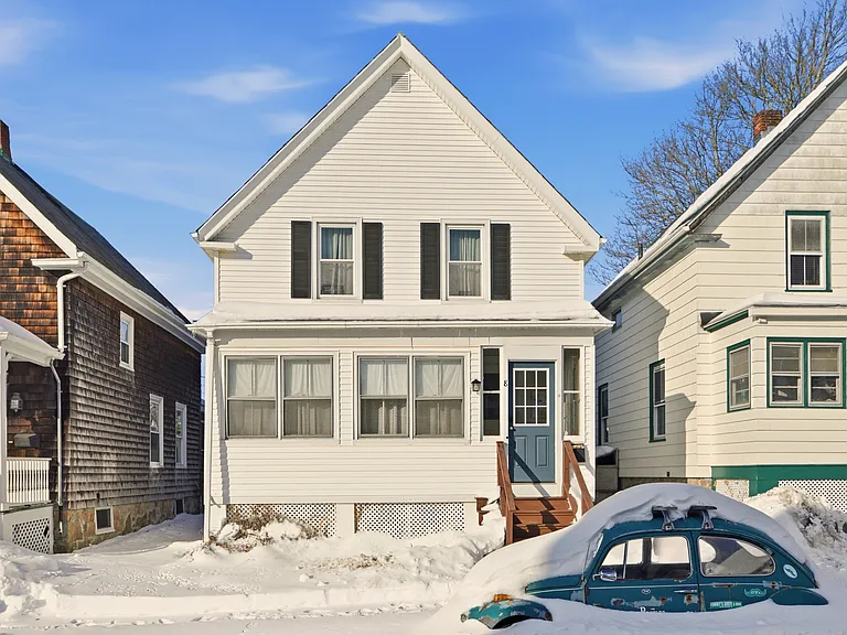 8 Carey St #W26 — Photo 1