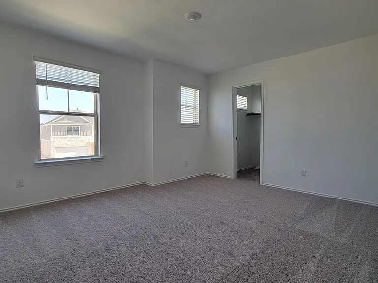 217 Redonda Dr — Photo 15