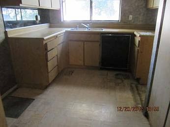 4th image of 14066 Van Nuys Blvd APT 4