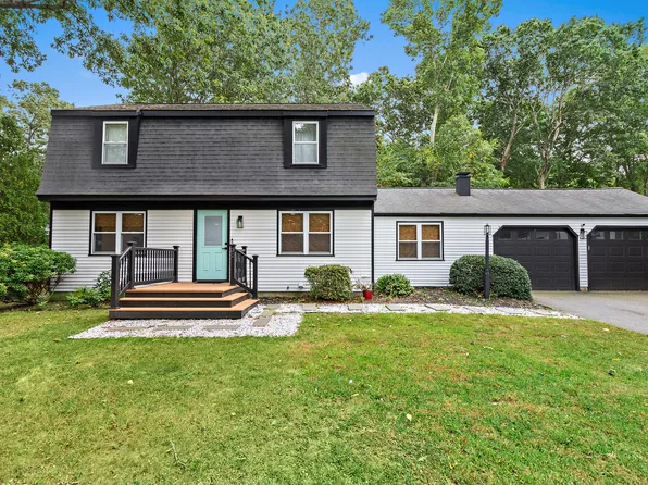 31 Parker Drive, East Lyme, CT 06333