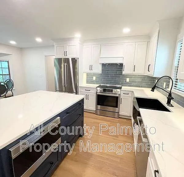 101 Huckleberry Ln — Photo 6