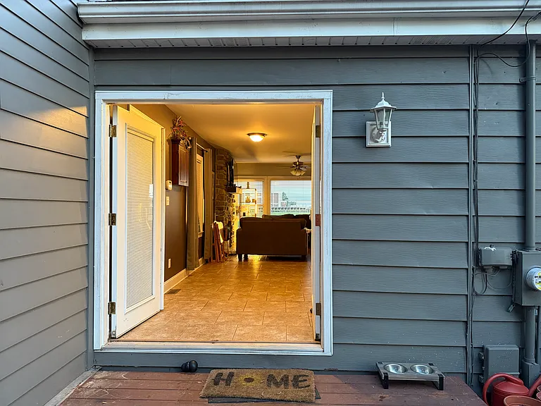 2034 Thilenius St — Photo 24