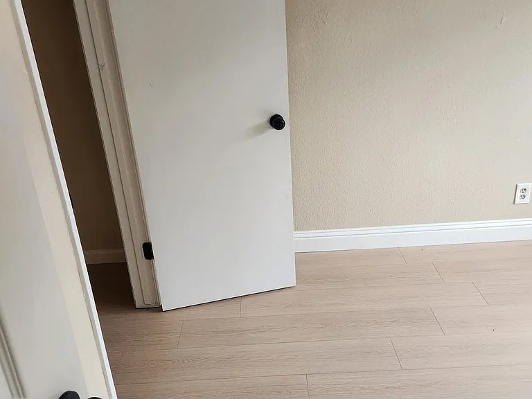 5 E Saginaw Way #202 — Photo 6