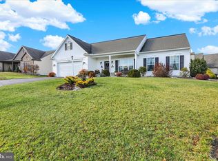 4 Rosebush Ct, Womelsdorf, PA 19567