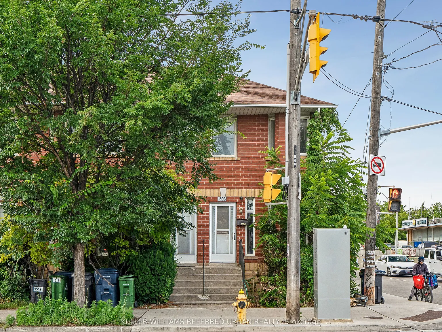 3 bed, $3,400 — Photo 1