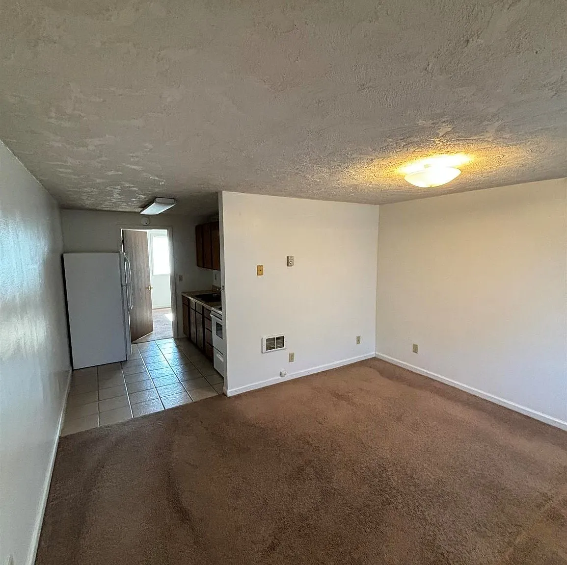 1 bed, 450 sqft, $790 — Photo 1