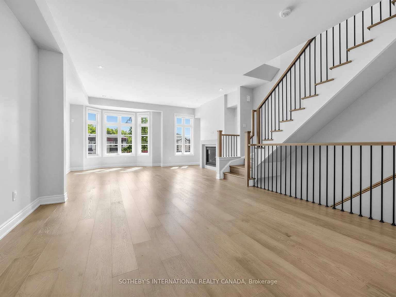 4 bed, $4,300 — Photo 4