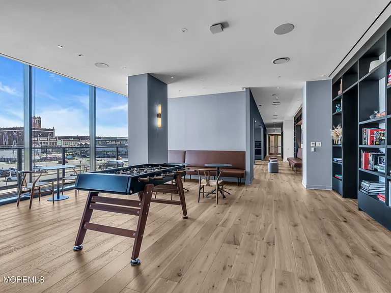 1101 Ocean Ave #1510 — Photo 40