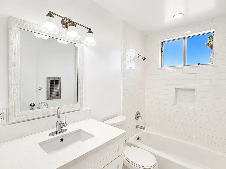 1217 S Ogden Dr #5 — Photo 7