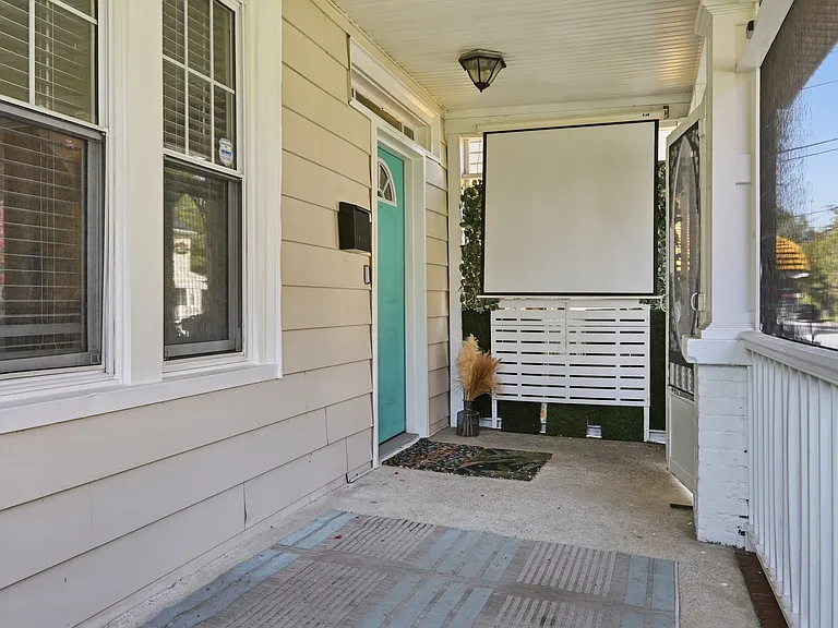 920 Oaklawn Ave — Photo 4