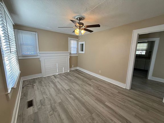 2nd image of 307 Warn St