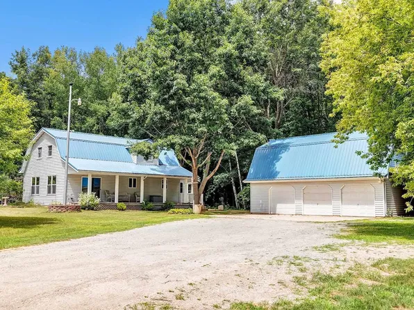 4944 Kozlowski Rd, Abrams, WI 54101