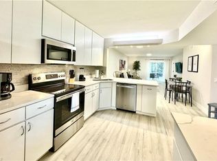 7797 Esmeralda Way #102, Naples, FL 34109